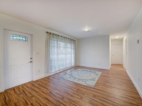 5th image of 9280 Sterling Dr #0