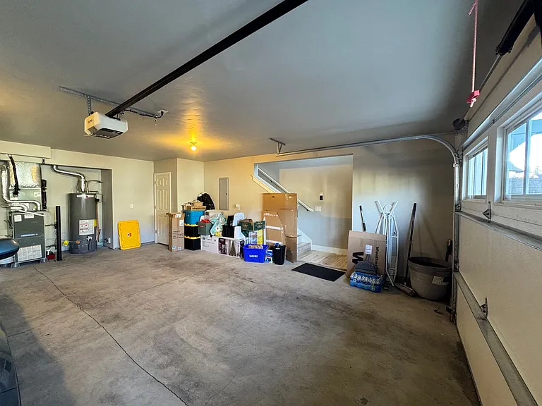 2740 Ordway Ave — Photo 66