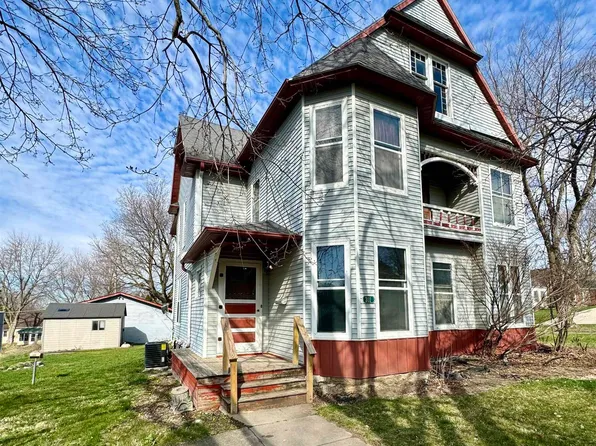 301 1st Ave, Audubon, IA 50025