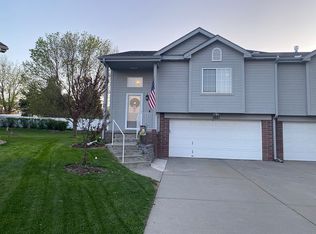 11621 Jefferson Cir, Omaha, NE 68137