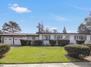 125 Starmond Ave, Clifton, NJ 07013
