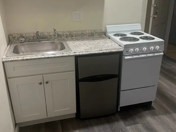 51 S Huntington Ave, Jamaica Plain, MA