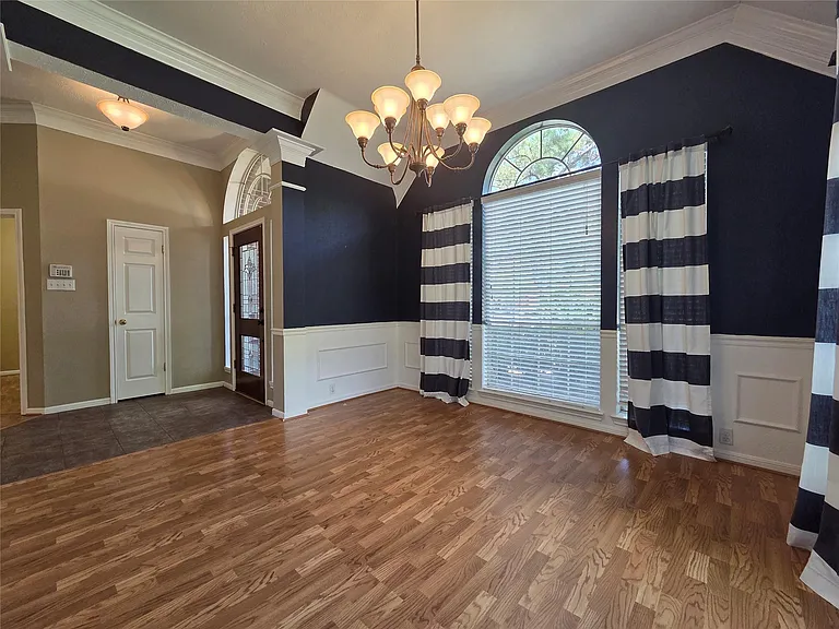 6903 Springcrest Ct — Photo 7