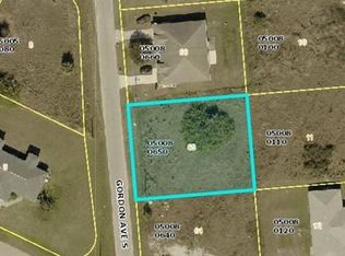 1809/1811 Gordon Ave S, Lehigh Acres, FL 33973