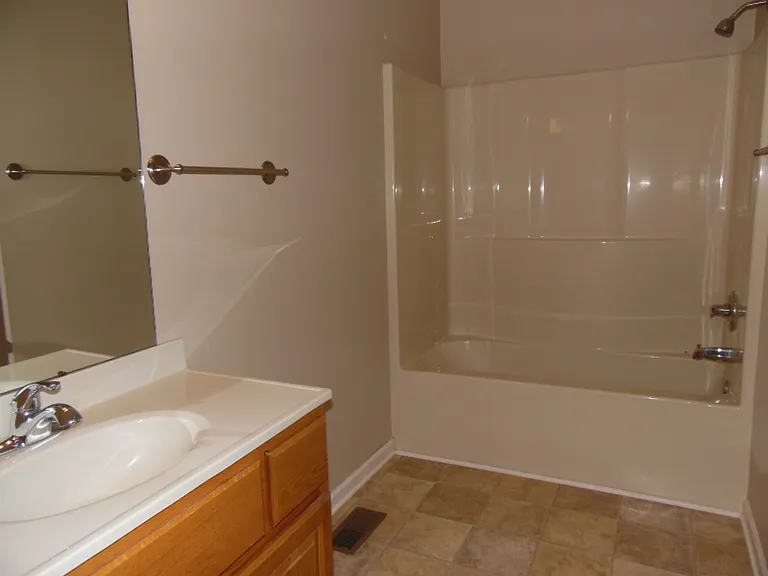 510 Fonville St — Photo 9