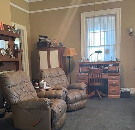 3rd image of 159 Cambridge Ave E