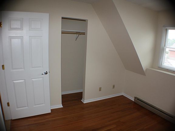 2nd image of 1508 N Wheeling Ave APT 3