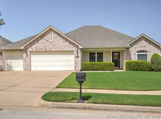 12516 S Birch Ave W, Jenks, OK 74037