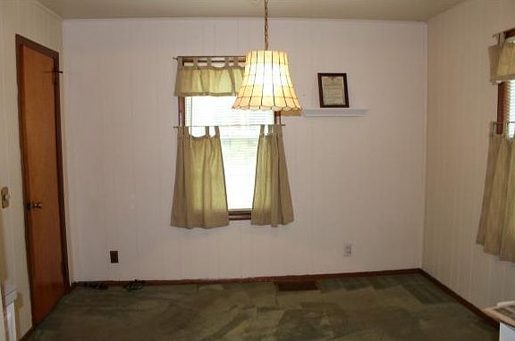 4th image of 26 Medford St