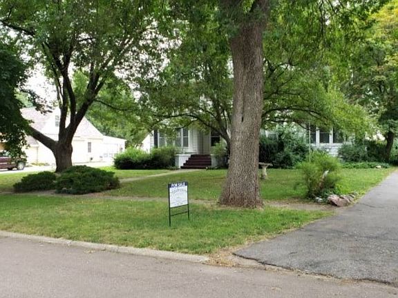 2nd image of 205 N Padley Ave