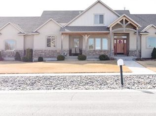 382 E Hollywood Ct, Grantsville, UT 84029