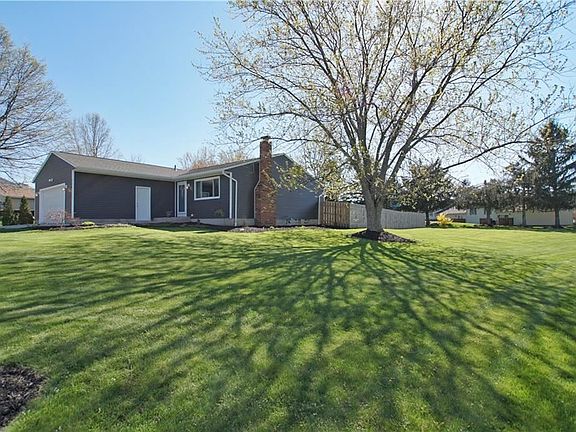 4th image of 750 Glencairn Ln