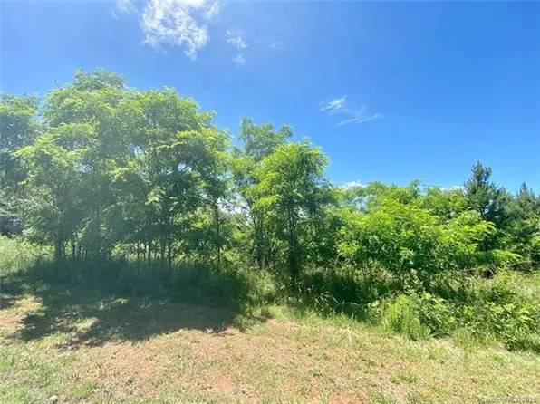 Mountain Aire Dr, Stony Point, NC 28678