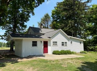 9528 57th St, Grand Junction, MI 49056