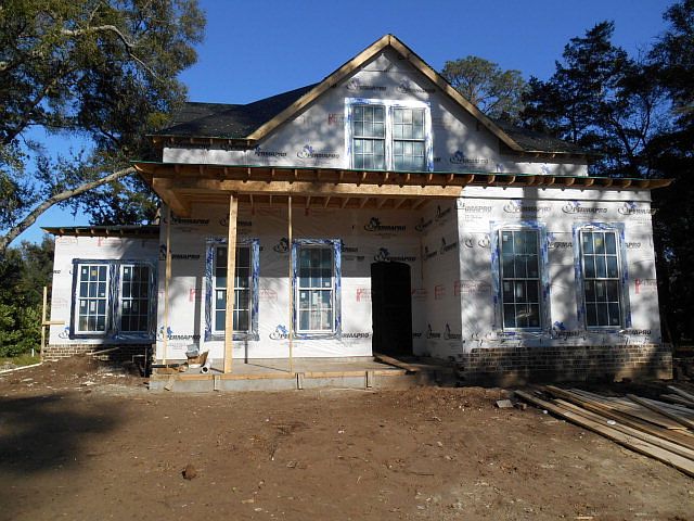 1st image of 103 Yacht Club Dr