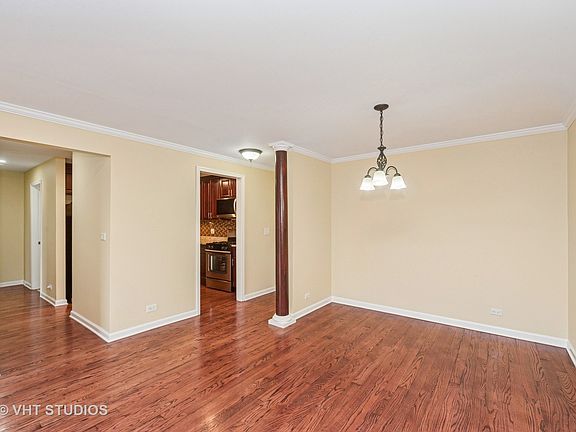 5th image of 2150 Valencia Dr APT 306
