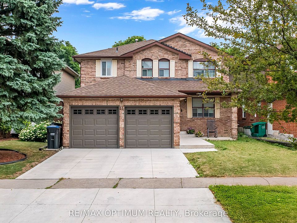 1st image of 11 Donaldson Dr