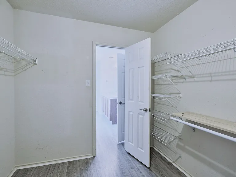9316 Rowlands Sayle Rd — Photo 48