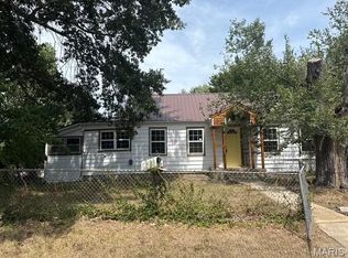 286 Polk St, Lebanon, MO 65536