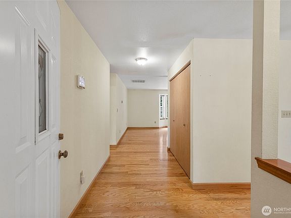 4th image of 210 Country Estates Drive W