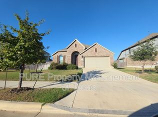 214 Roaming Dr, Hutto, TX 78634