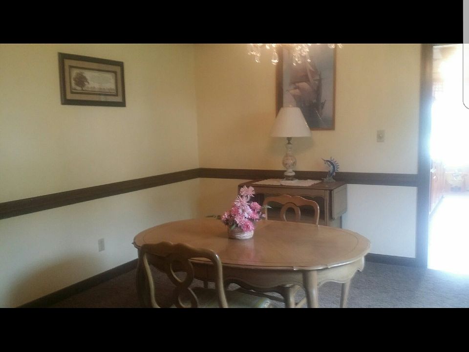 1st image of 304 Burgh Westra Dr