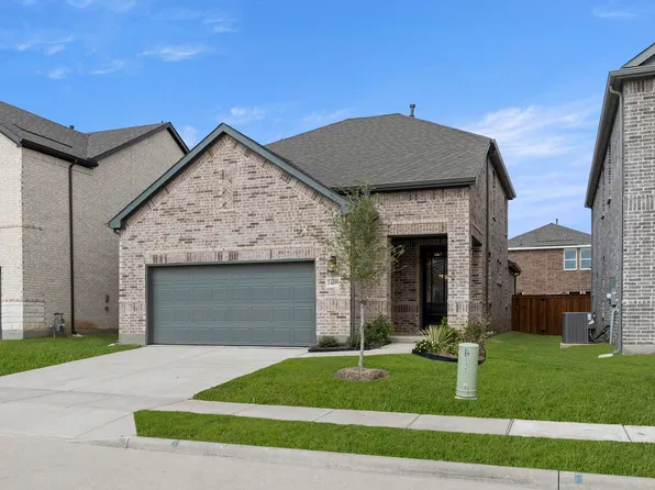 14205 Gallatin St, Pilot Point, TX 76258