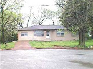 1901 Canterbury Cir NW, Huntsville, AL 35816