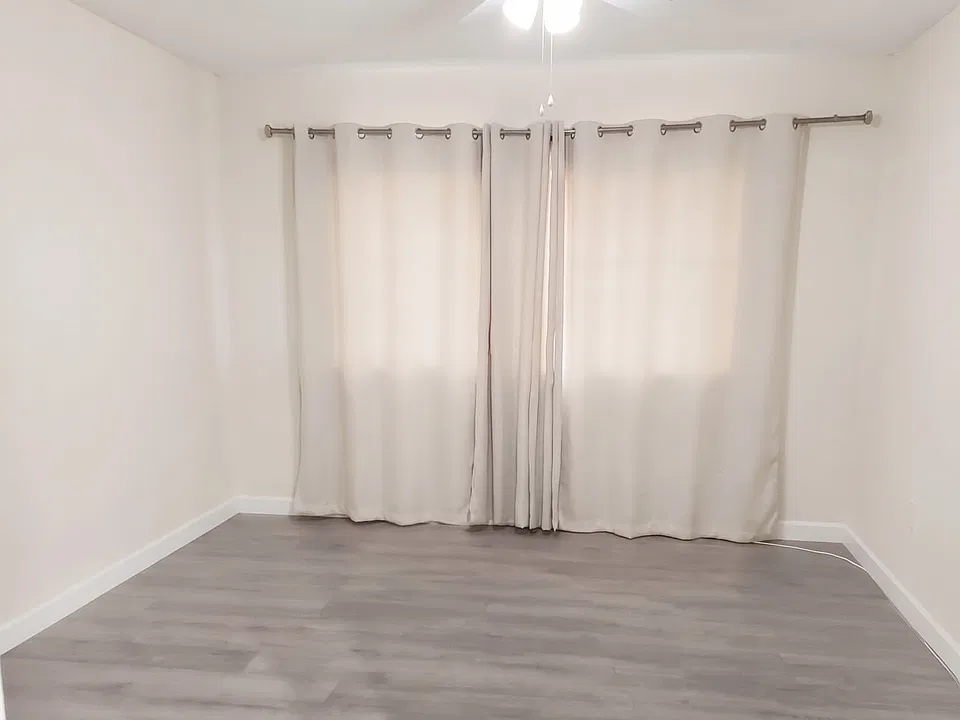 426 King Ct