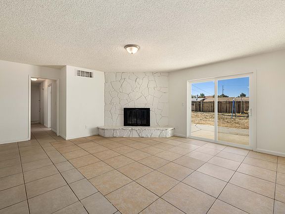 4th image of 37331 Mahonia Ave