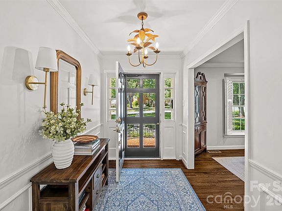 5th image of 3301 Cotillion Ave