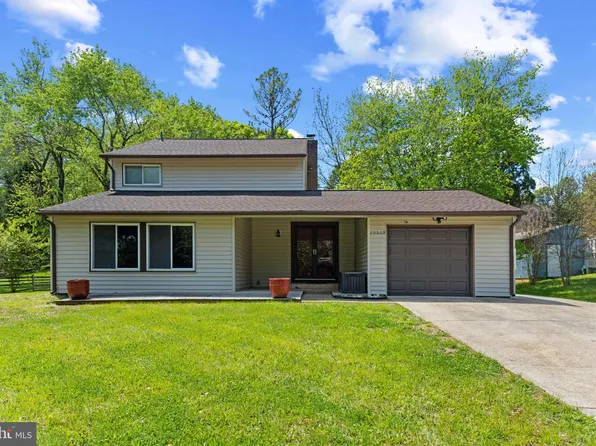 10509 Woodlawn Blvd, Upper Marlboro, MD 20774