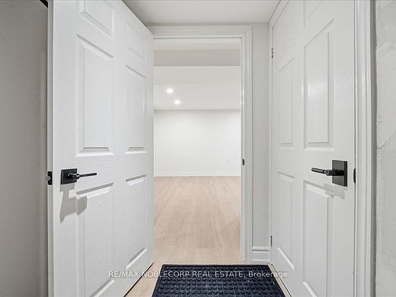 4th image of 94 Primula Cres #Basement