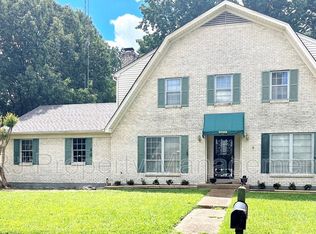 5025 Darlington Dr, Memphis, TN 38118