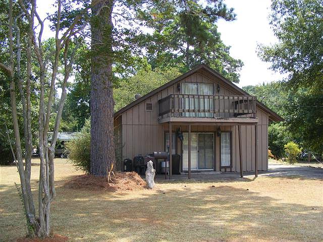 1st image of 220 Black Forest Dr