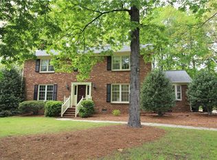 9 Cascade Ct, Greensboro, NC 27410
