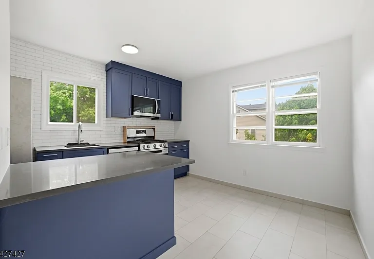 59 Bernards Ave #B — Photo 7