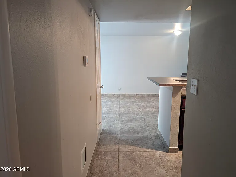 540 N May St #1101 — Photo 8