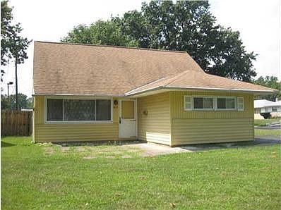 2nd image of 469 W Virginia Cres