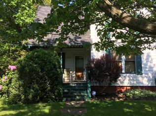 4721 Maple St, Willoughby, OH