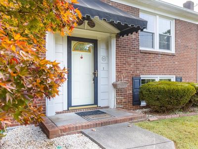 981 Woodleaf Ct, Winston Salem, NC, 27107