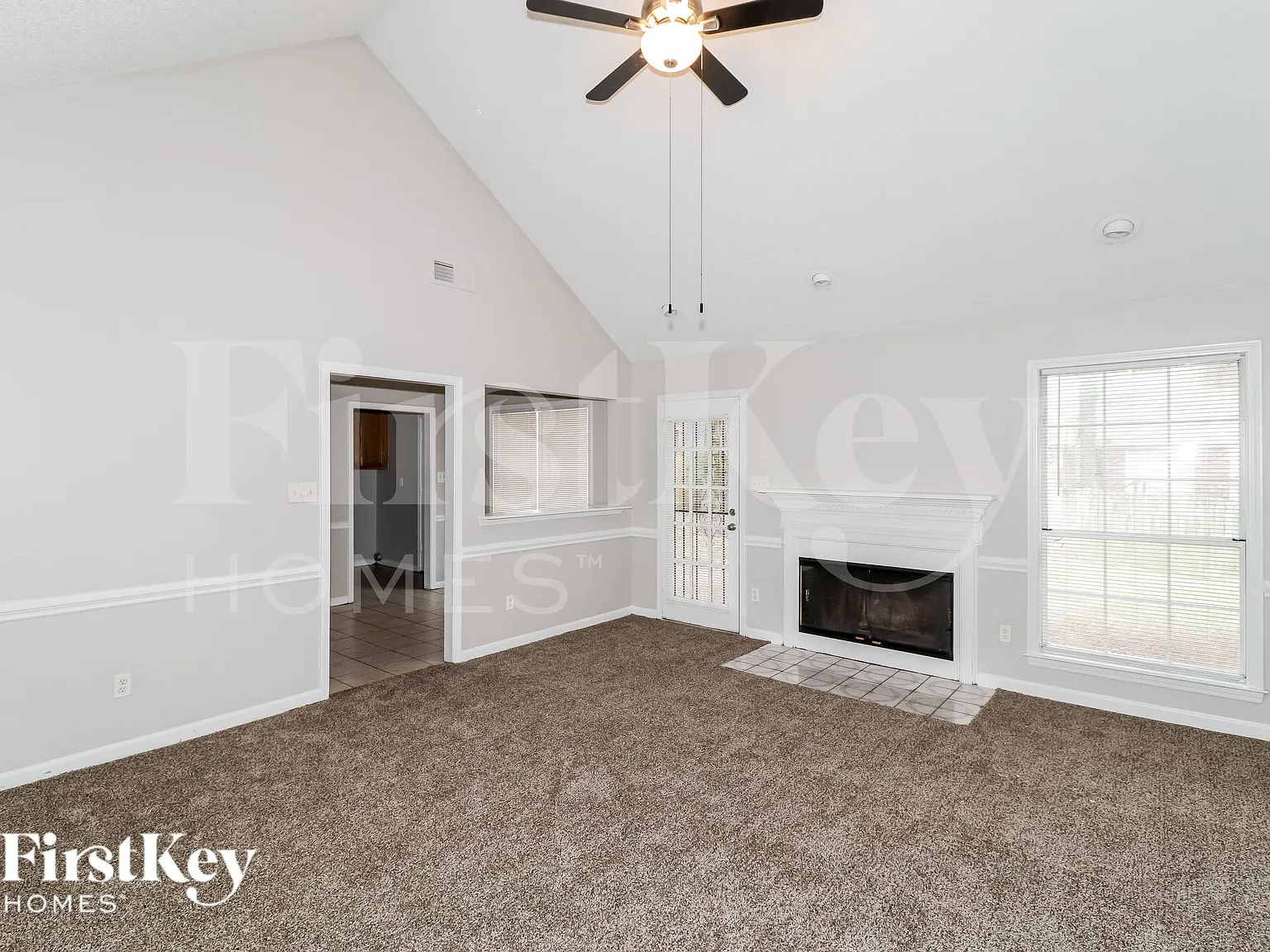 3 bed, 2.0 bath, 1444 sqft, $1,895 — Photo 4