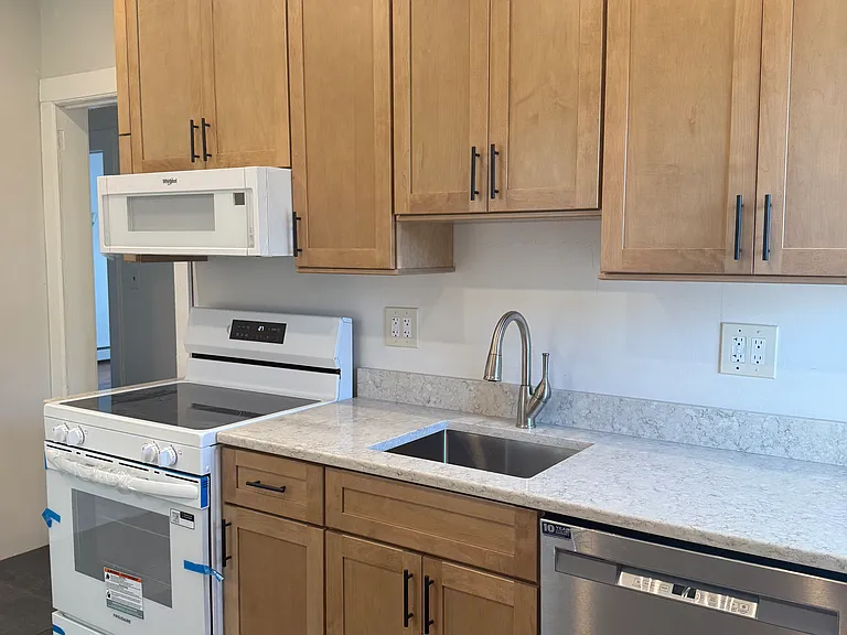 206 Speedwell Ave #2 — Photo 4