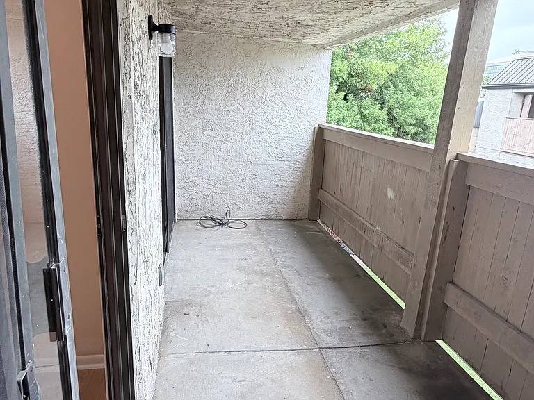 8435 Hearth Dr — Photo 23