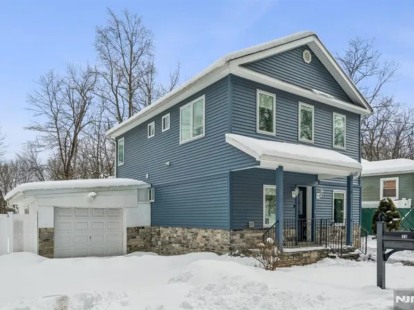 13 Roger Ave, Wanaque, NJ 07465