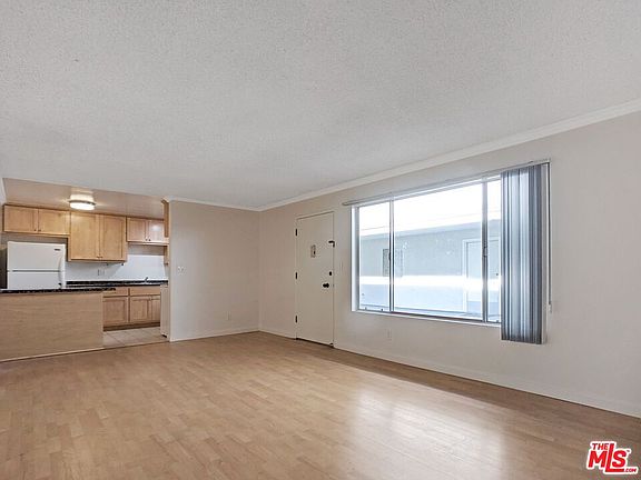 2nd image of 440 Raymond Ave APT 9