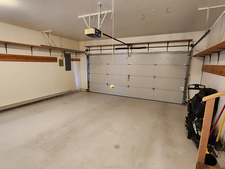 3808 Lone Tree Ln — Photo 26