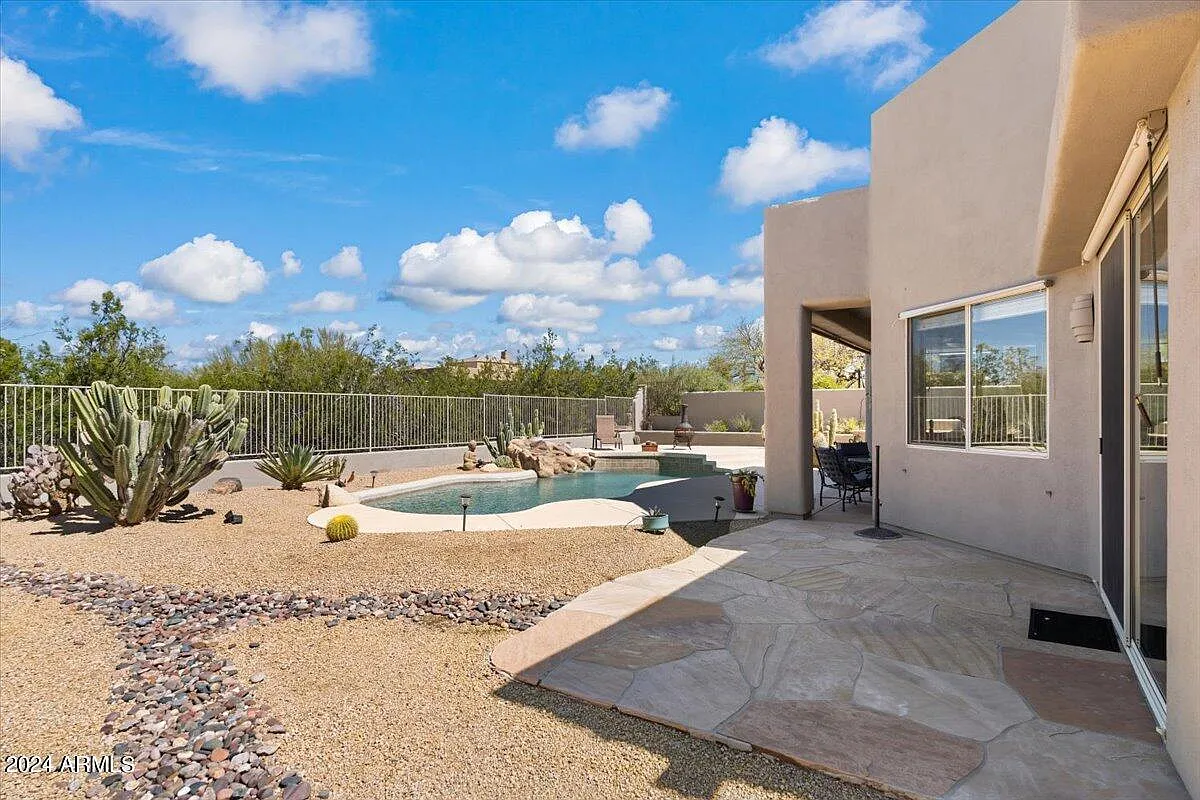 11096 E Dale Lane — Photo 3