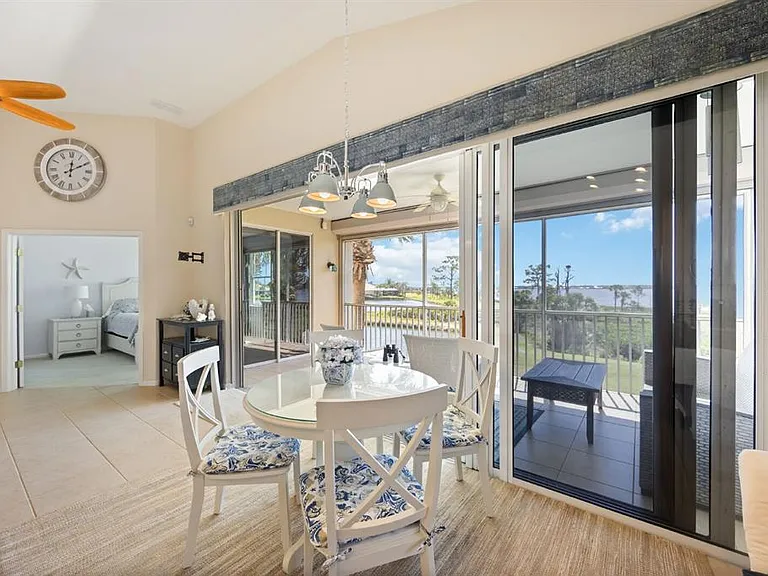 4604 Club Dr #B202 — Photo 12