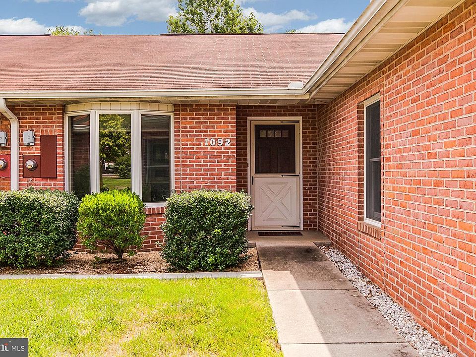 1st image of 1092 Kasinof Ave